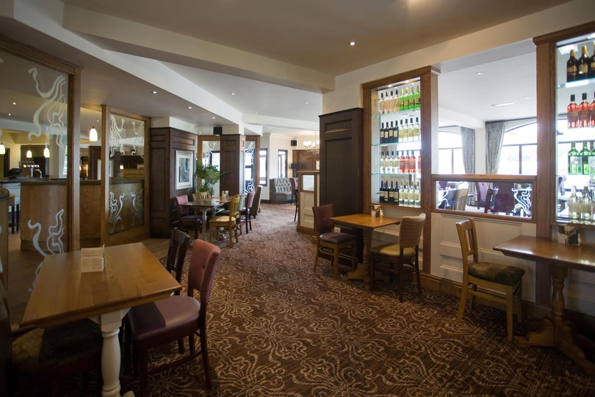 Hotel The Fairway Barnsley Exterior foto