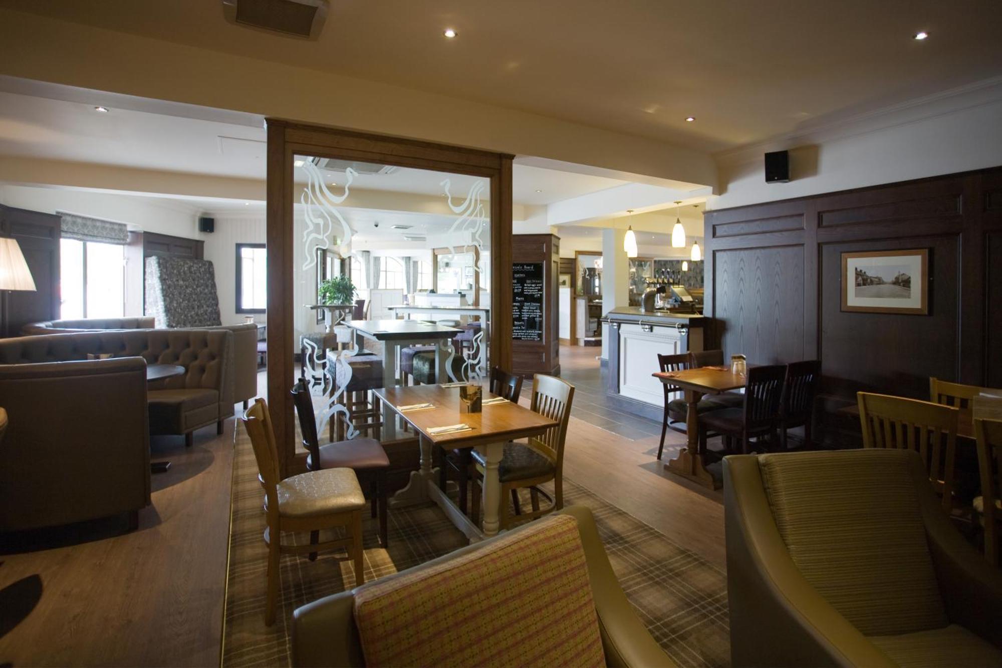 Hotel The Fairway Barnsley Exterior foto